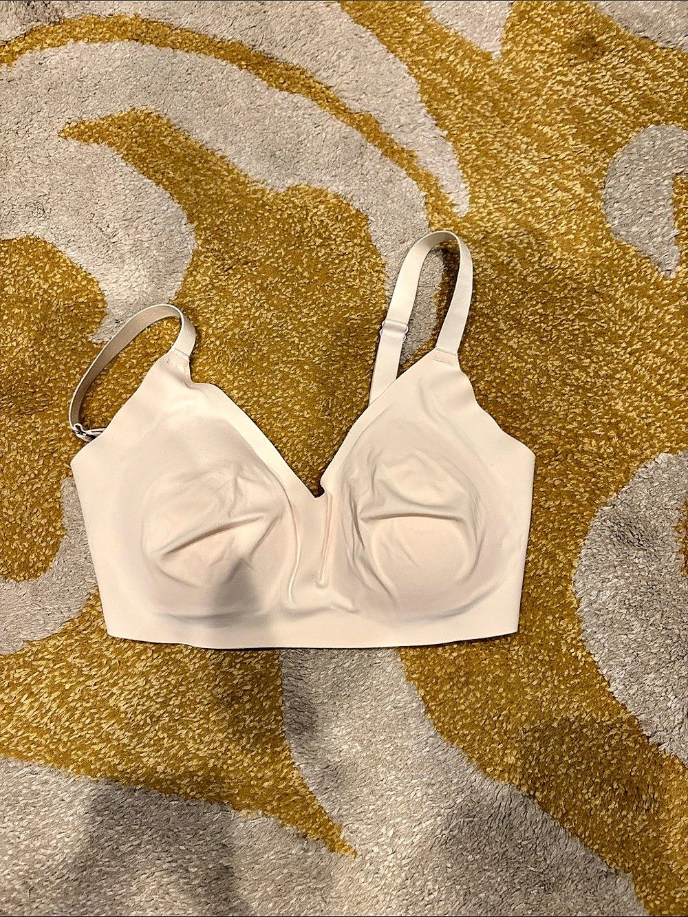 Aerie Real Free Wireless Lightly Lined Bra soft cream Medium